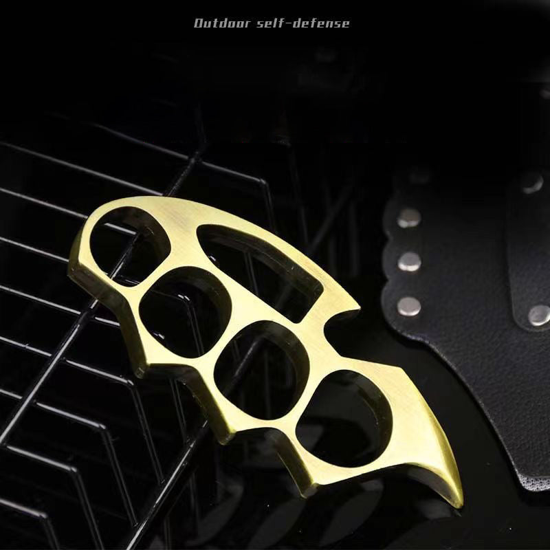 Finger tiger self-defense, four-finger hand buckle, iron fist ring, car fist buckle, fist gloves, weapon, titanium metal defense, hand brace