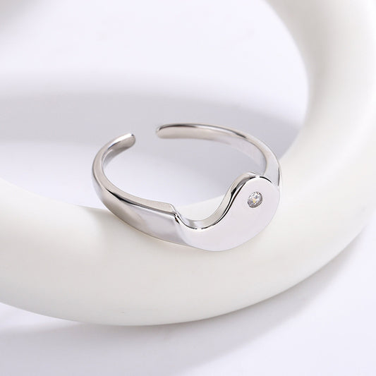 The new Tai Chi Bagua pattern ring has a sense of luxury, creative stacking combo set, and the opening of the index finger ring for couples is adjustable