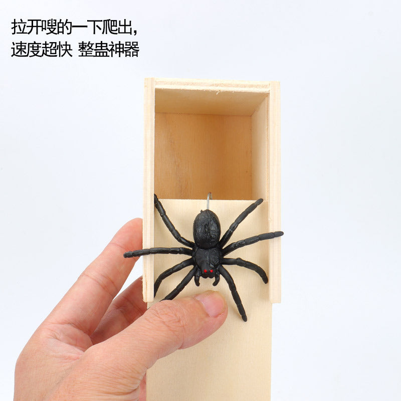 Spider scared, wooden box, novelty, spoof, creative, tricky toy, bug, spider, whole person, cross-border wholesale